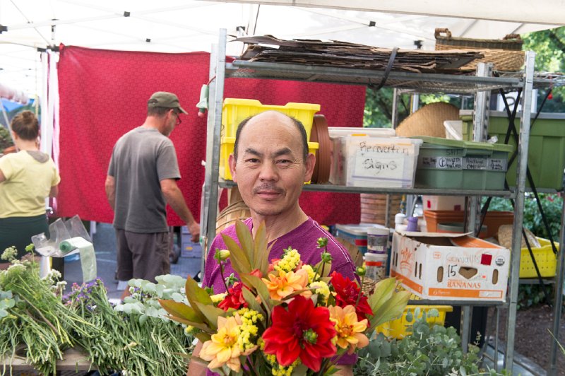 20150827_143138 D3S (1).jpg - Farmer's Market. Portland, OR